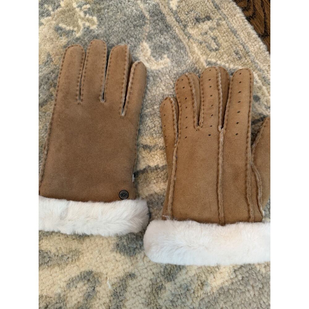 UGG® Genuine Shearling Chestnut Brown Gloves Womens M/L NEW READ - Picture 7 of 7